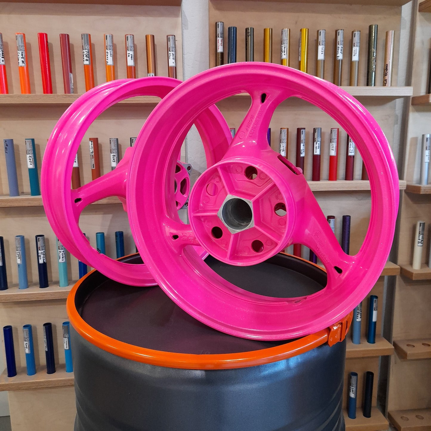 Set of motorcycle rims powder coating, 2 pieces