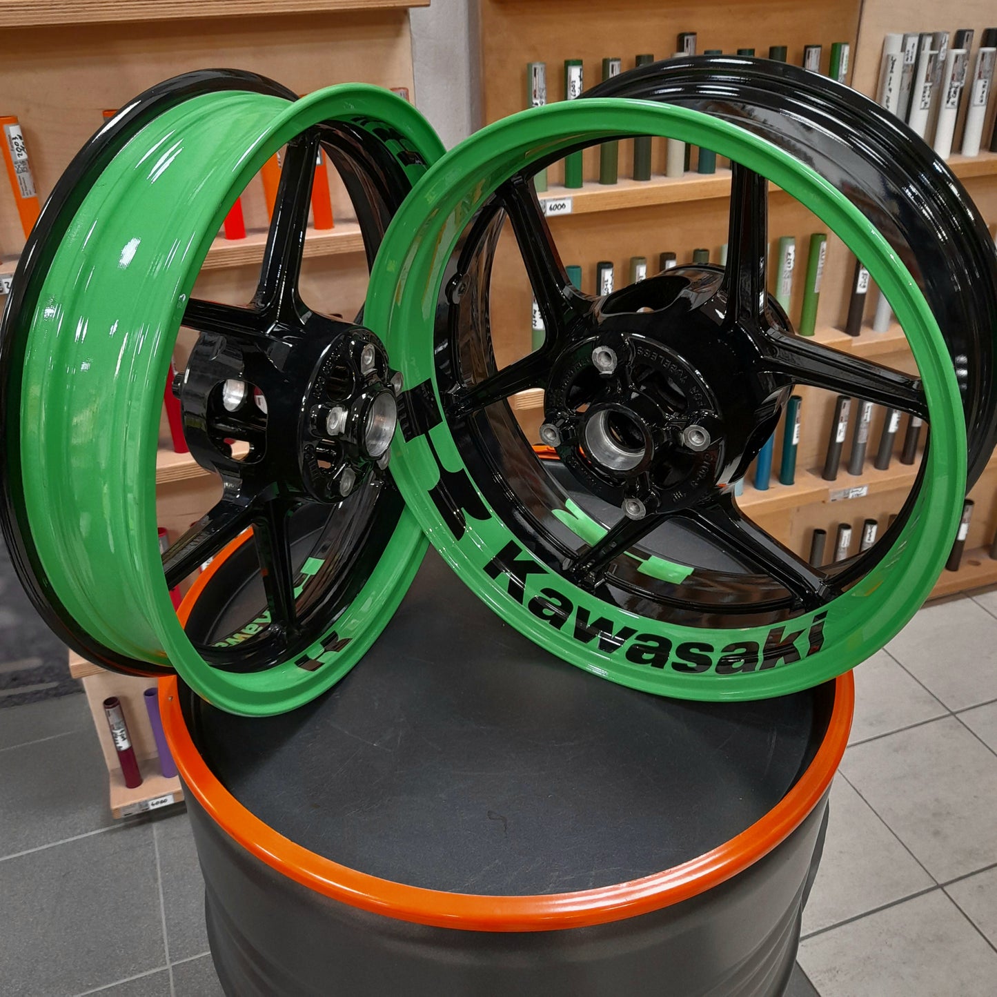 Set of motorcycle rims powder coating, 2 pieces