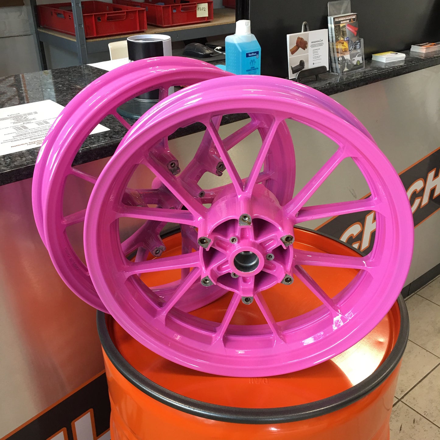 Set of motorcycle rims powder coating, 2 pieces